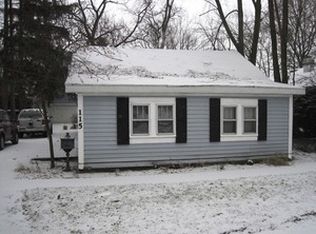 115 Crescent Rd, Fox River Grove, IL 60021