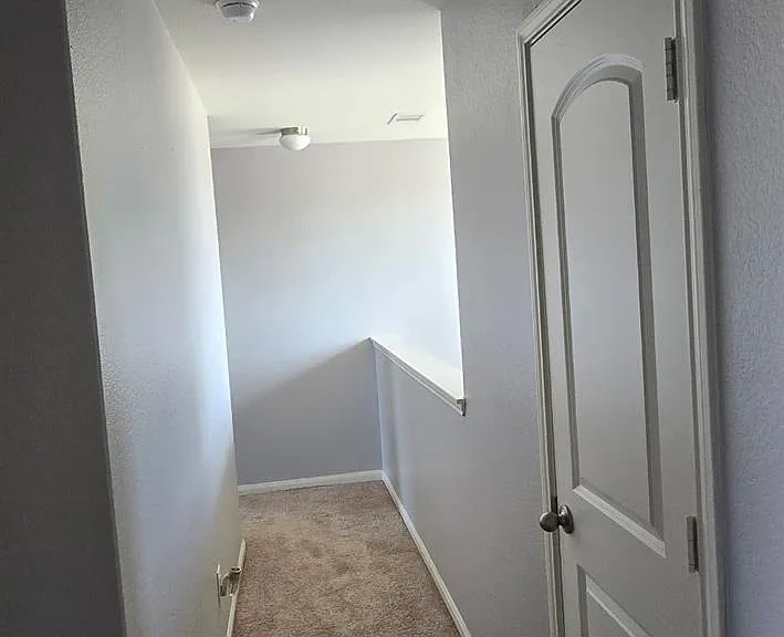 2318 Oyster Bay Ave — Photo 8