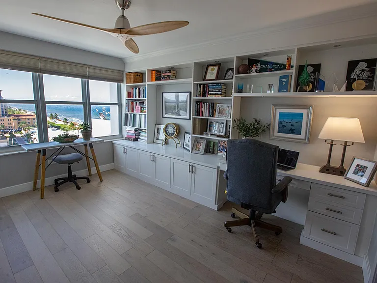 Office/guest BR