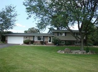 1932 Toben Rd, Carleton, MI 48117