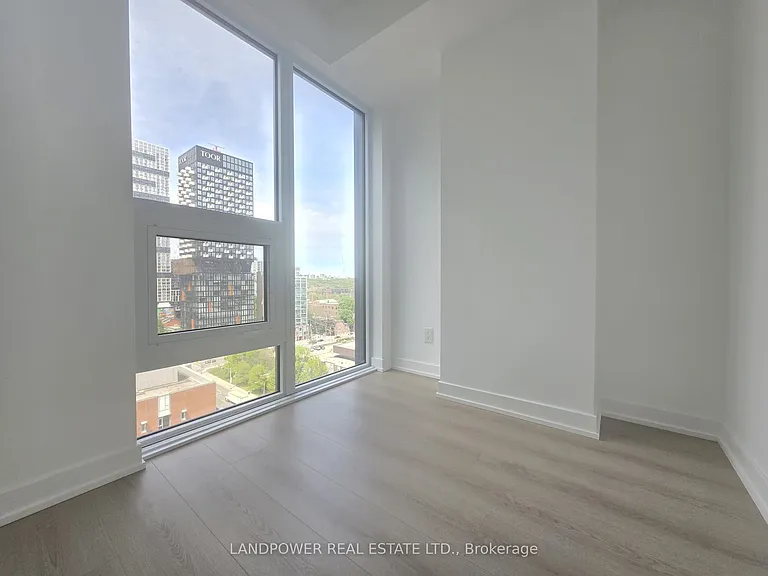 100 Queen St E #1703 — Photo 14