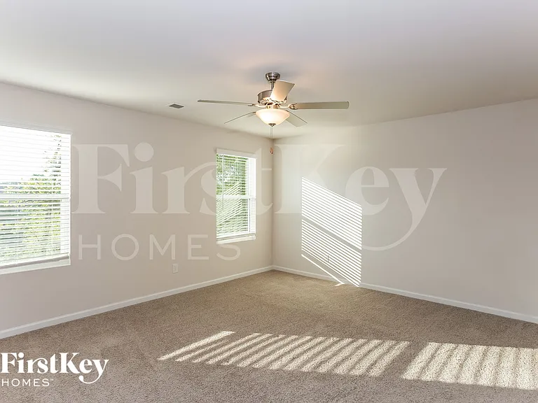 10755 Rivergate Dr NW — Photo 8