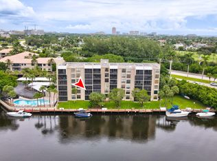 22 Royal Palm Way #2050, Boca Raton, FL 33432