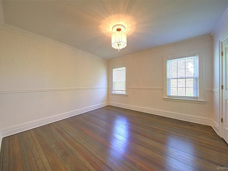 159 Magnolia Blvd — Photo 45