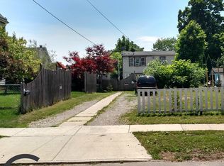 99 Farmer St, Buffalo, NY 14207