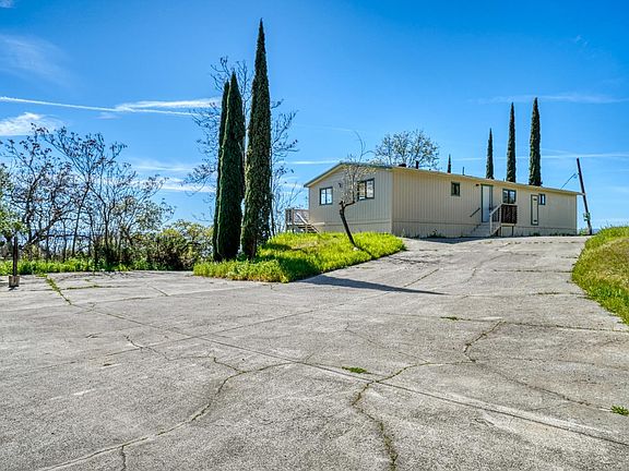 2nd image of 7047 Butte Street