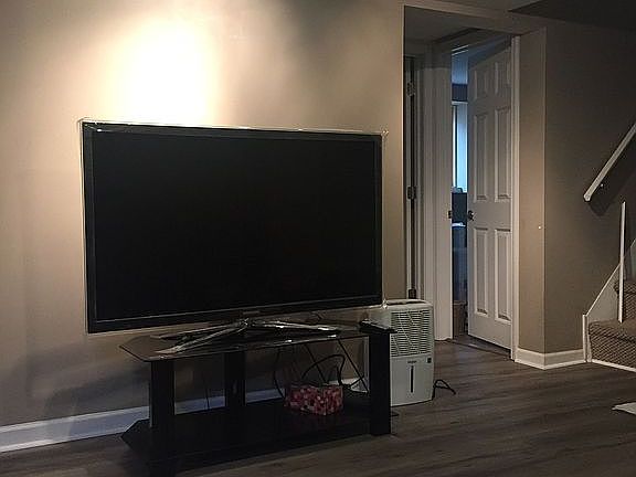 2nd image of 503 Rosewood Ave