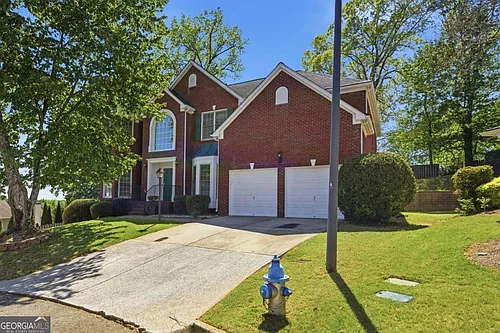 1702 Clay Brooke Ct SE Photo 1