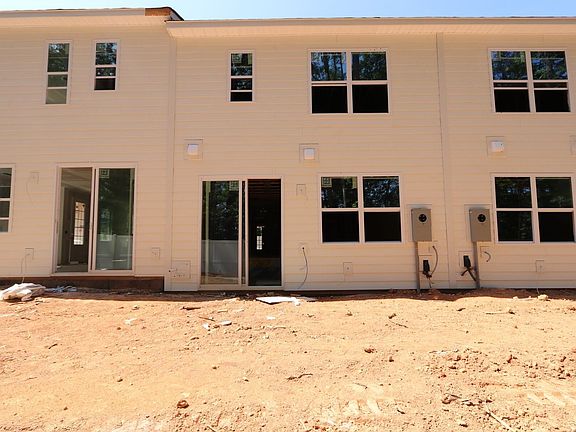 4th image of 2928 Spring Manor Way