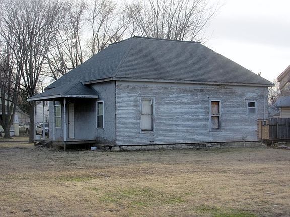 4th image of this home