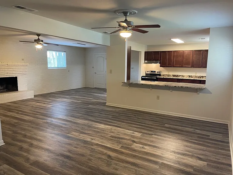 108 Rice Rd — Photo 4