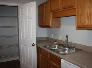 140 Royal Dr #D-3, Madison, AL 35758