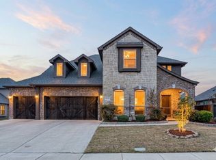 1011 Walford Dr, Forney, TX 75126