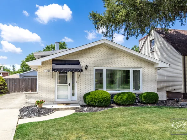 11538 S Leamington Ave, Alsip, IL 60803