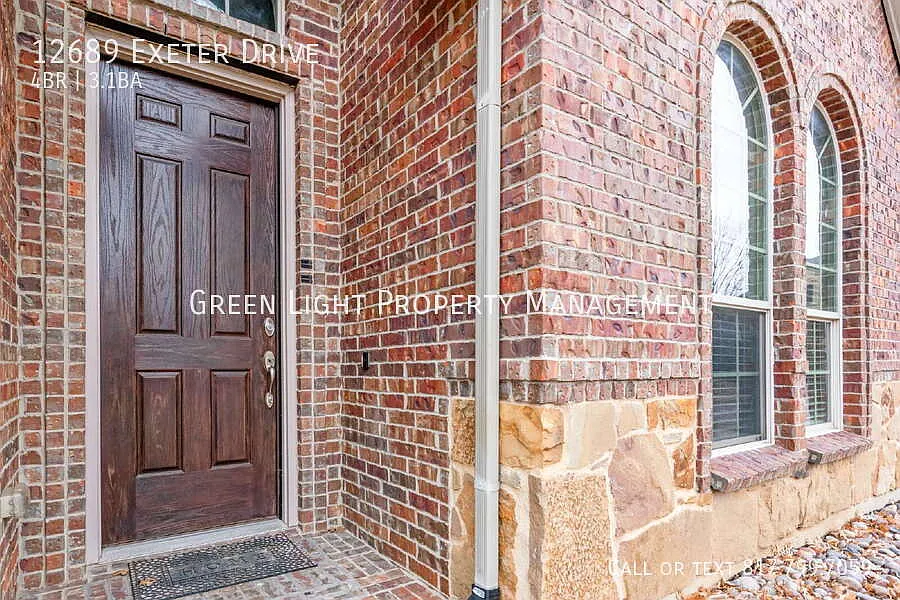 Bright & Spacious 4-Bedroom Corner-Lot Home in Frisco — Photo 4
