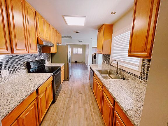 2nd image of 8459 N San Pablo Way
