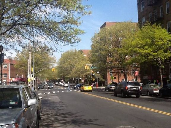Kissena Blvd