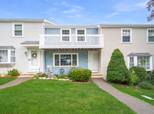 826 Long Hill Rd #826, Middletown, CT 06457