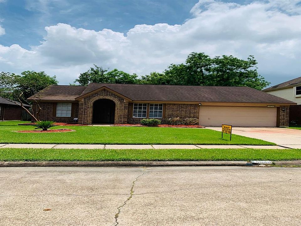 1st image of 4823 Heritage Plains Dr