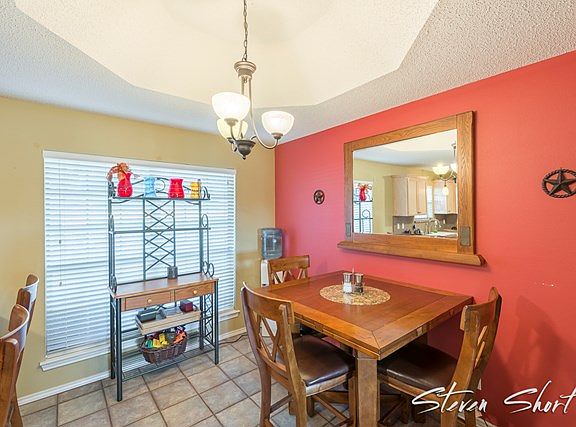 5th image of 806 Amberton Pkwy