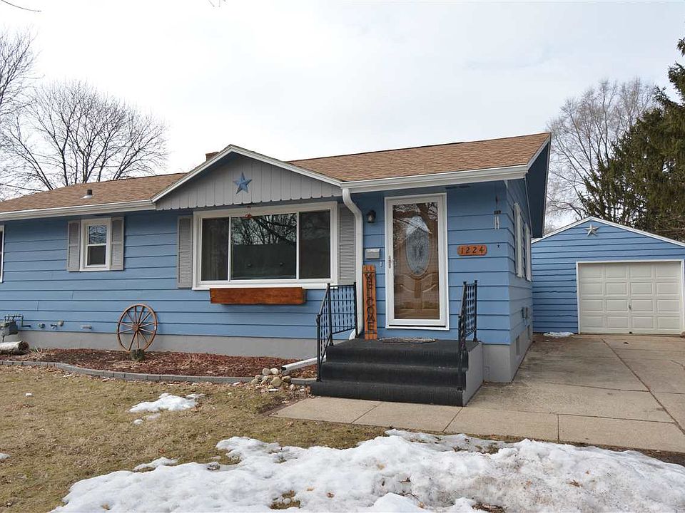 1st image of 1224 Putnam Ave