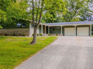 669 Fairway Dr, Wabash, IN 46992