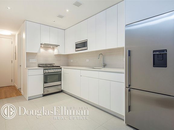 3rd image of 341 W 11th St APT 4B