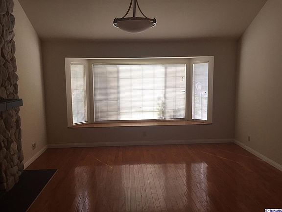 2nd image of 18501 Sunny Ln