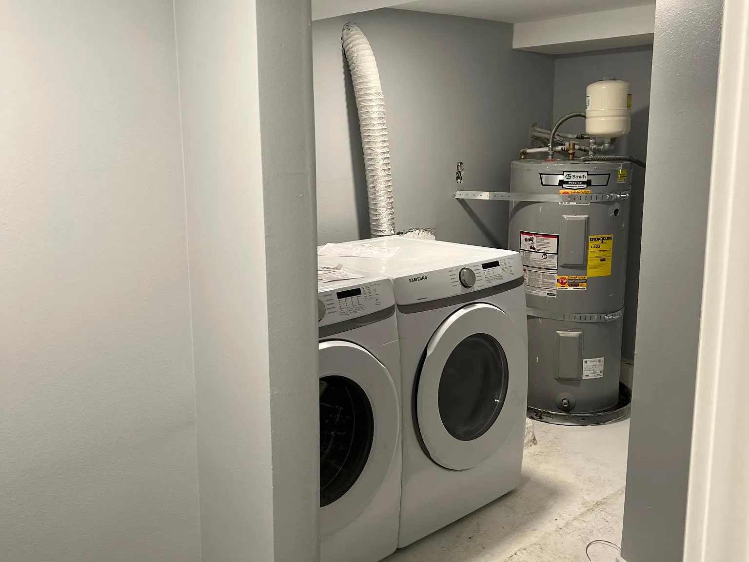 2 bed, 825 sqft, $1,900 — Photo 4