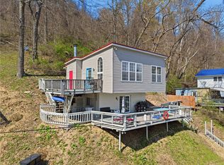2711 Lakeview Rd, Confluence, PA 15424
