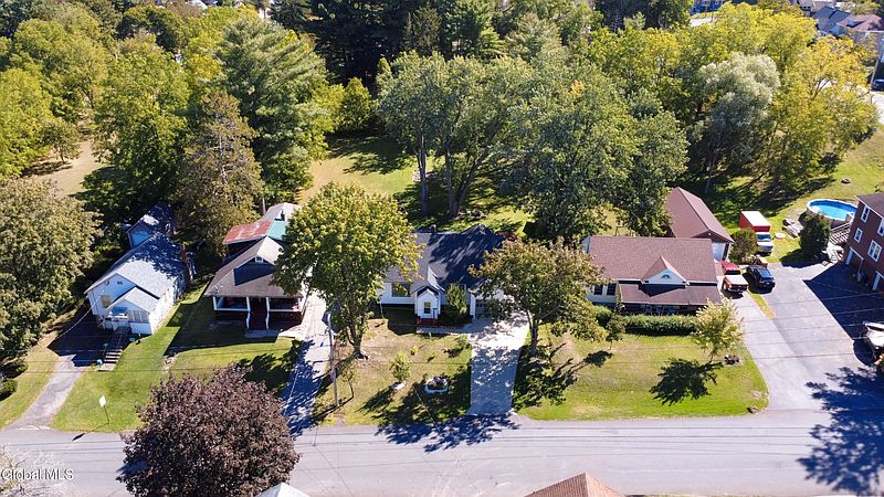 4th image of 11 Shaper Avenue