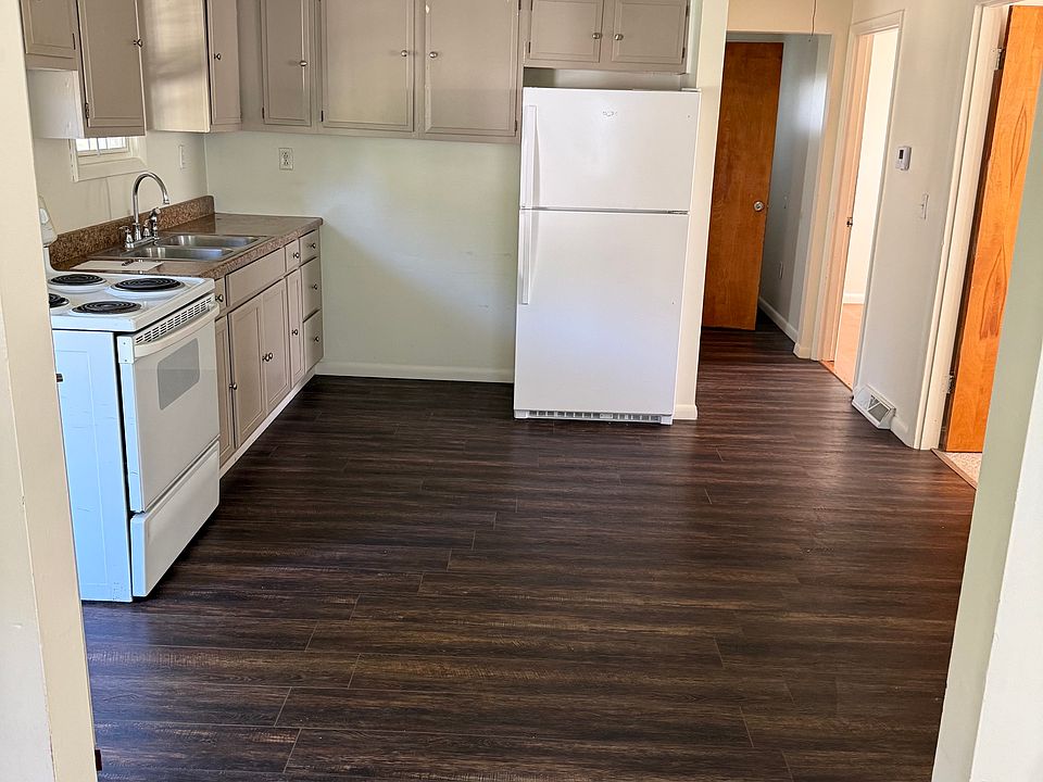 1st image of 335 Highview Cir