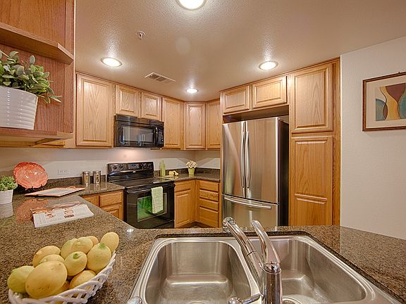 4th image of 800 S Abel St Unit 205