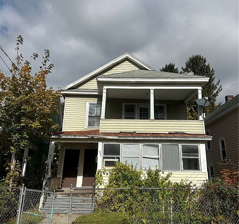 1st image of 250 W Lafayette Ave #52