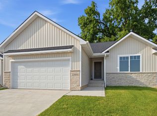 1000 Commons Ct, Carlisle, IA 50047