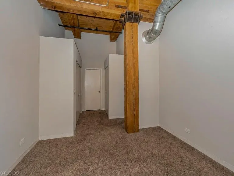 Carriage House Lofts — Photo 4