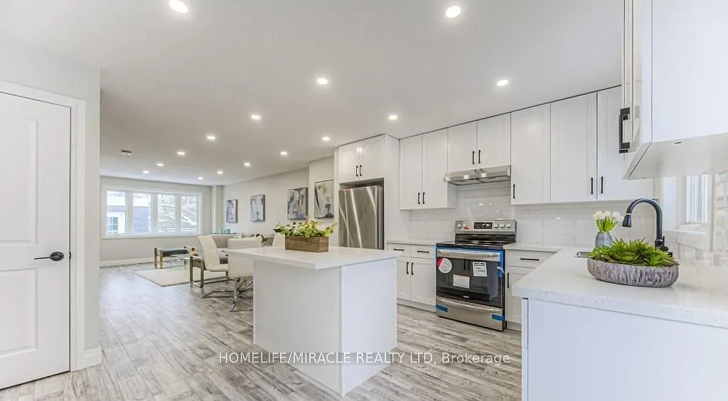 3 bed, $2,799 — Photo 3
