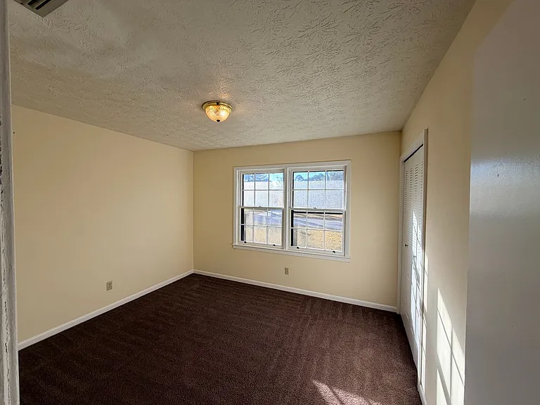4112 Oak Dr — Photo 18
