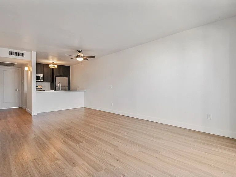 Echo Luxury Apartments — Photo 112