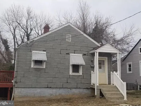 9 Whist Pl, Capitol Heights, MD 20743