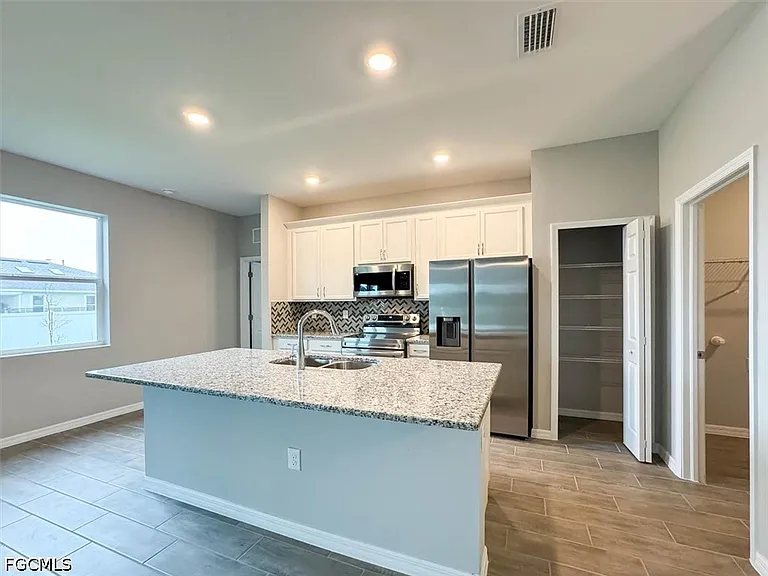 512 NW 25th Ave — Photo 11