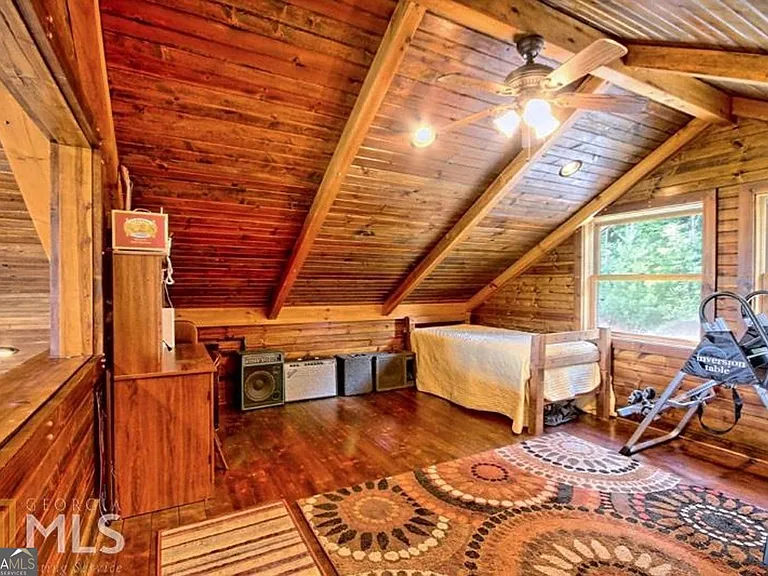 100 Corinth Ln — Photo 14