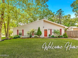 818 Pensacola Rd, Forked River, NJ 08731