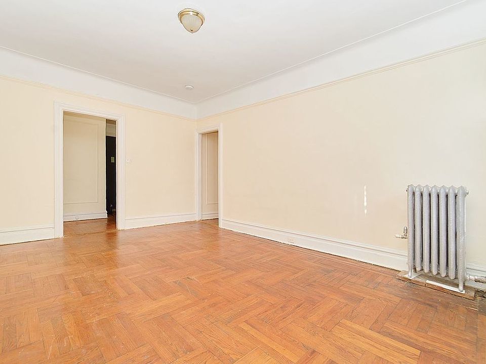 1st image of 221 E 16th St APT 1D