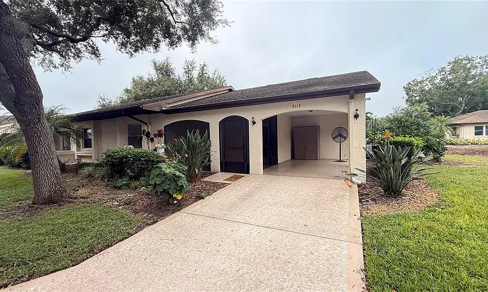 2113 Hailstone Cir #363