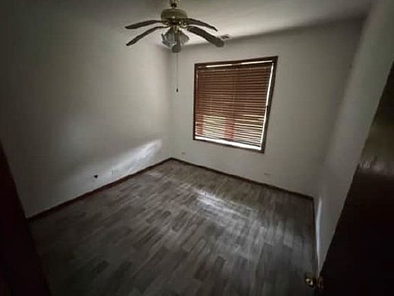 3rd image of 211 N Haman Rd