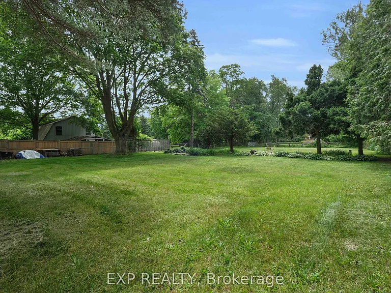 5373 Aurora Rd — Photo 16