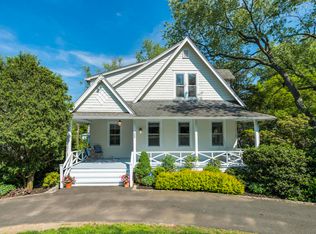 24 Shore Rd, Old Greenwich, CT 06870