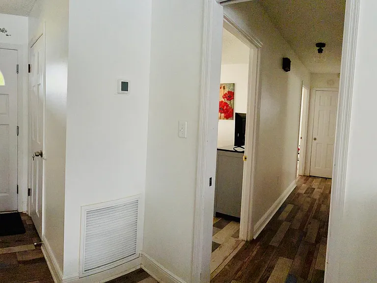 1902 Brown St — Photo 18