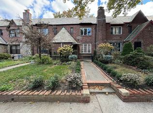 8626 62nd Ave, Rego Park, NY 11374